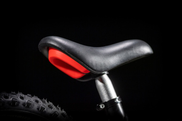 Ergonomic saddle